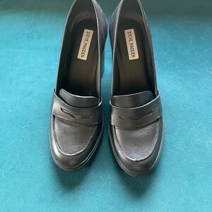 Steve Madden Black Leather Penny Loafers
